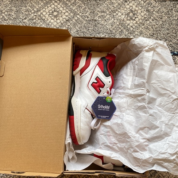 New Balance 550 white/red size 7 - Picture 9 of 9
